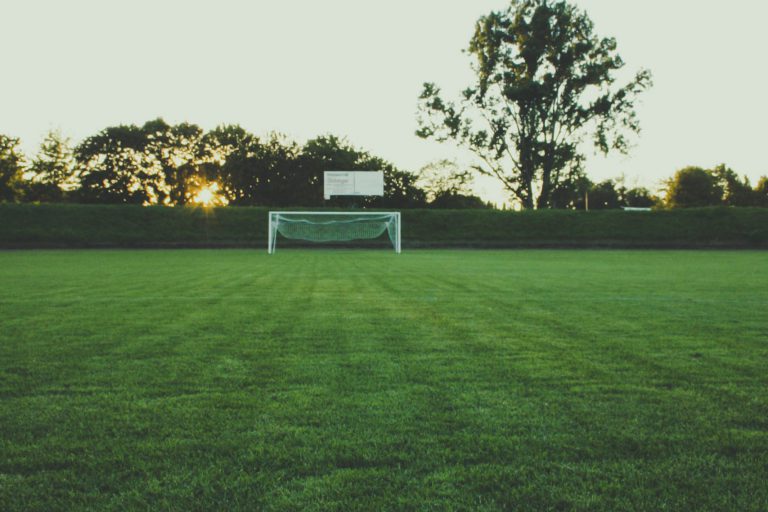 The Best Apps for Football Fans