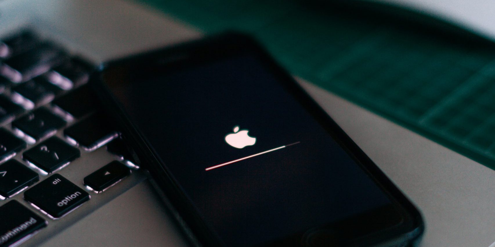 iOS 8 Gets A Slow Reception iOS 8 Gets A Slow Reception